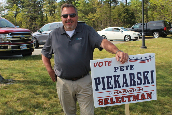 Peter Piekarski was elected to the select board in a special election Tuesday. FILE PHOTO